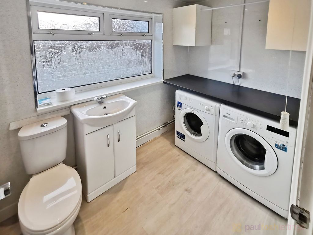 Property photo 3 of 16 Utility - Toilet