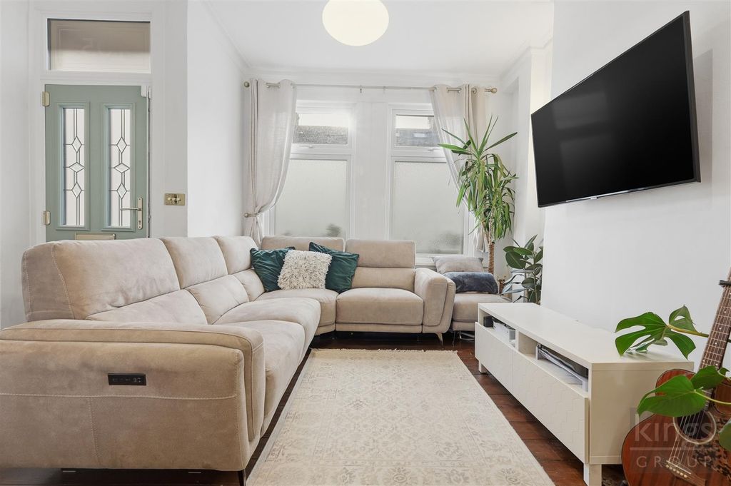 Property photo 2 of 28 Living Room