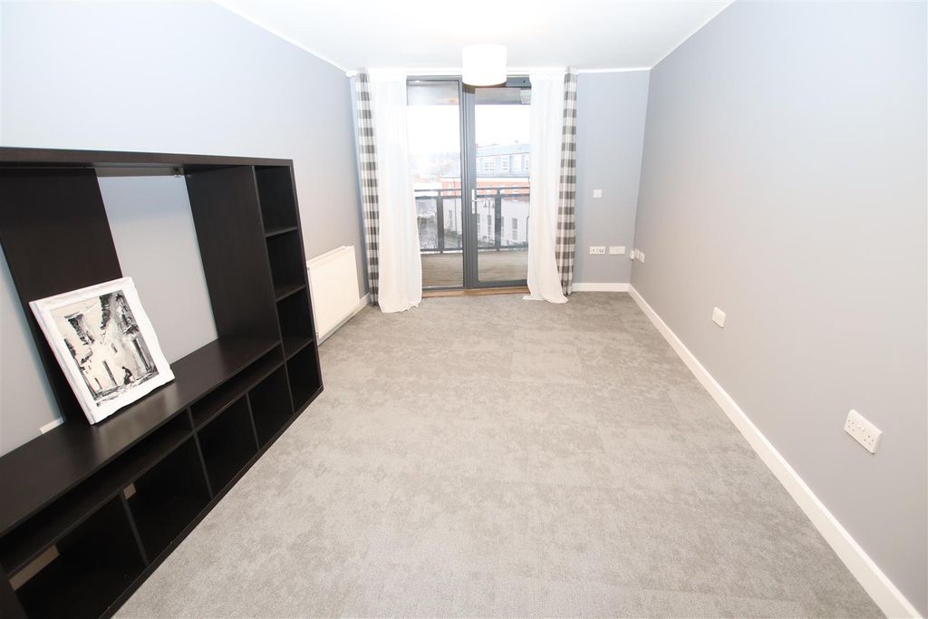 Property photo 3 of 8 Img_7285.Jpg