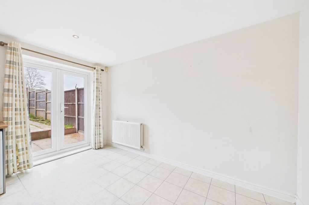 Property photo 3 of 11 Picture No. 11