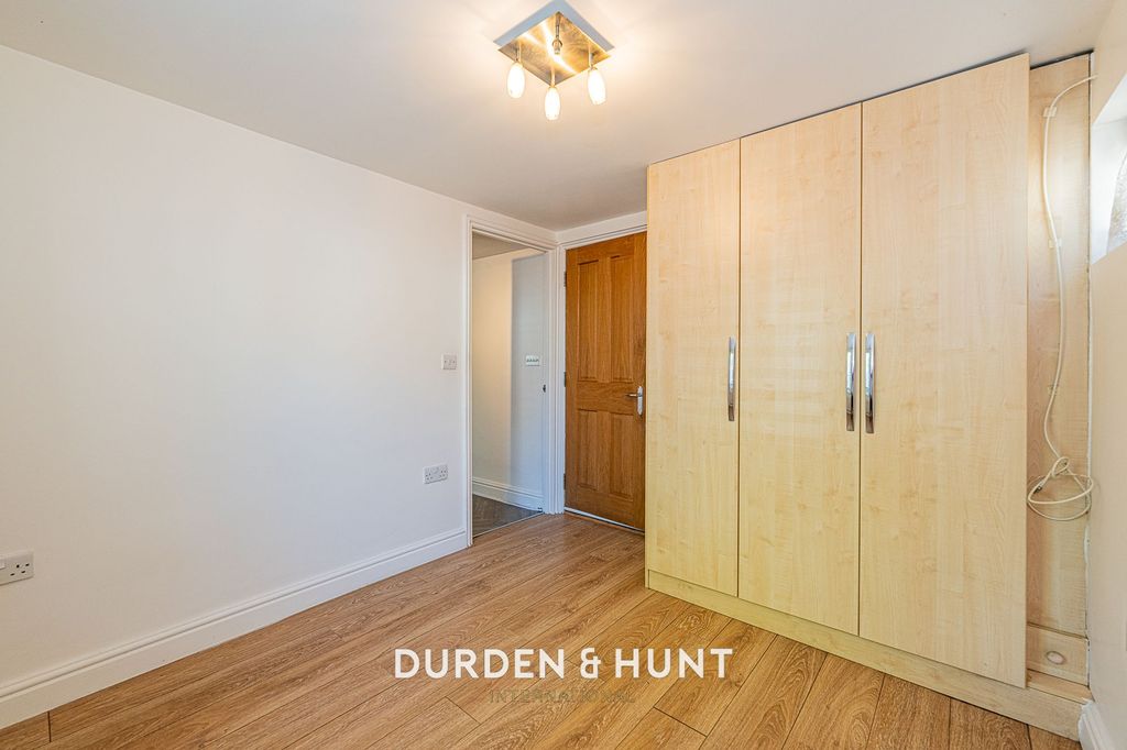 Additional image 8 of 1 bed flat for saleCastle Street, Ongar CM5
