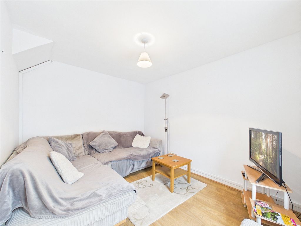 Property photo 3 of 17 Picture No. 03