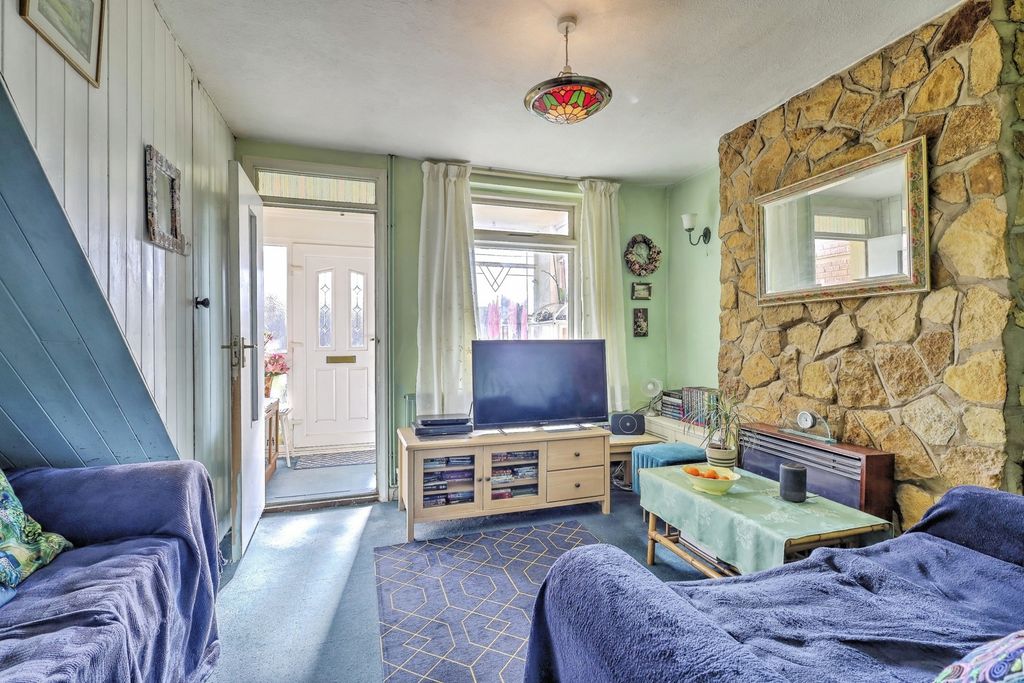 Property photo 3 of 20 Pbox-Img.Jpg