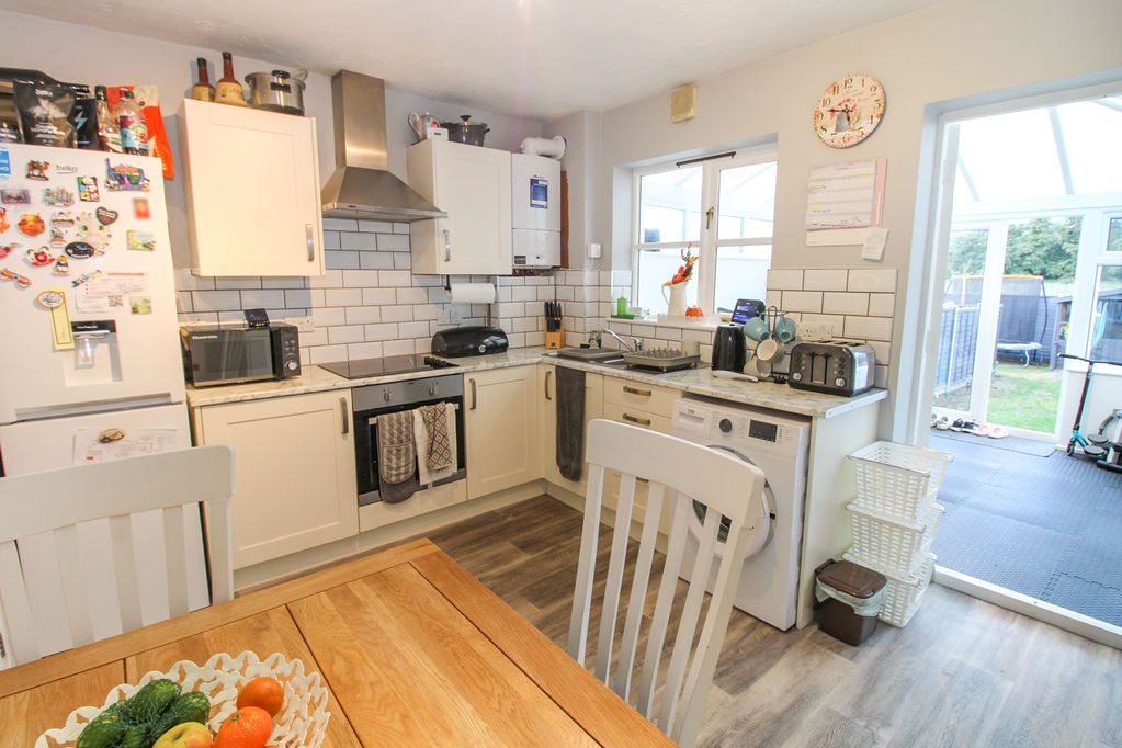 Property photo 3 of 13 Kitchen/Dining Room