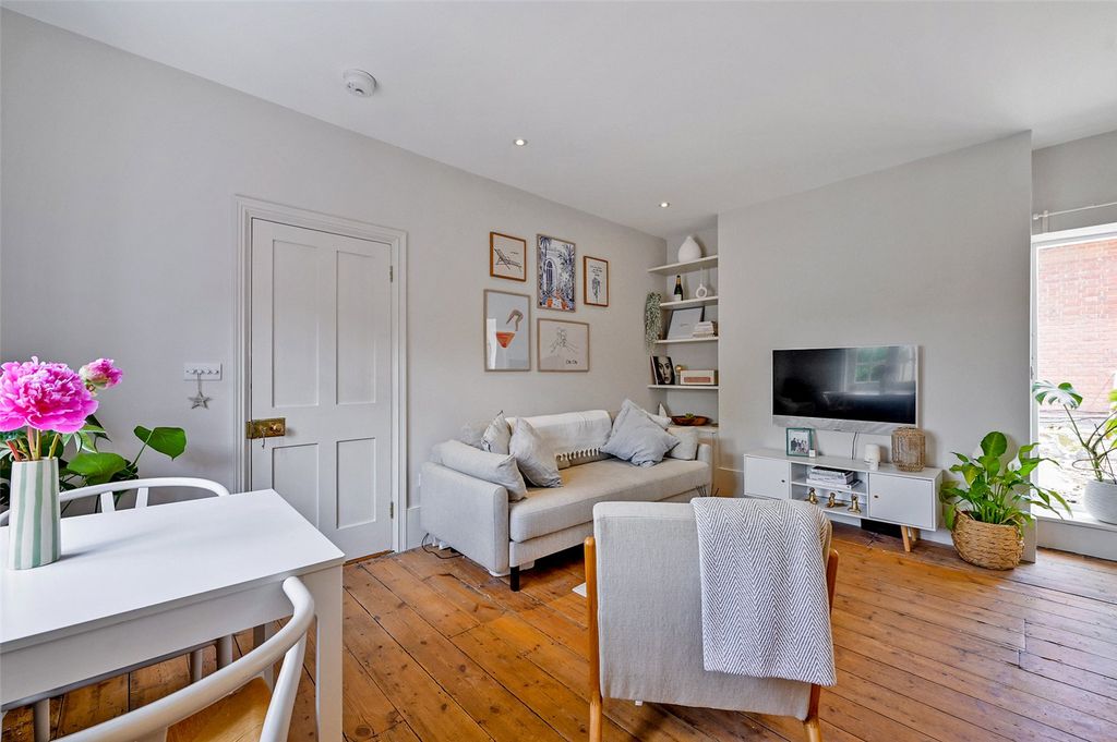 Property photo 3 of 8 Reception Room