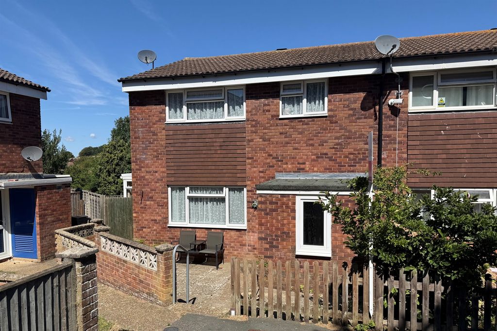 Property photo 1 of 16