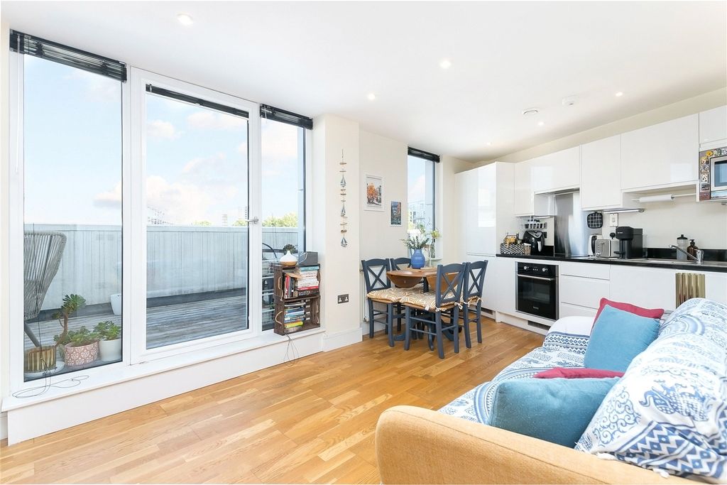 Property photo 1 of 19 Picture No. 21