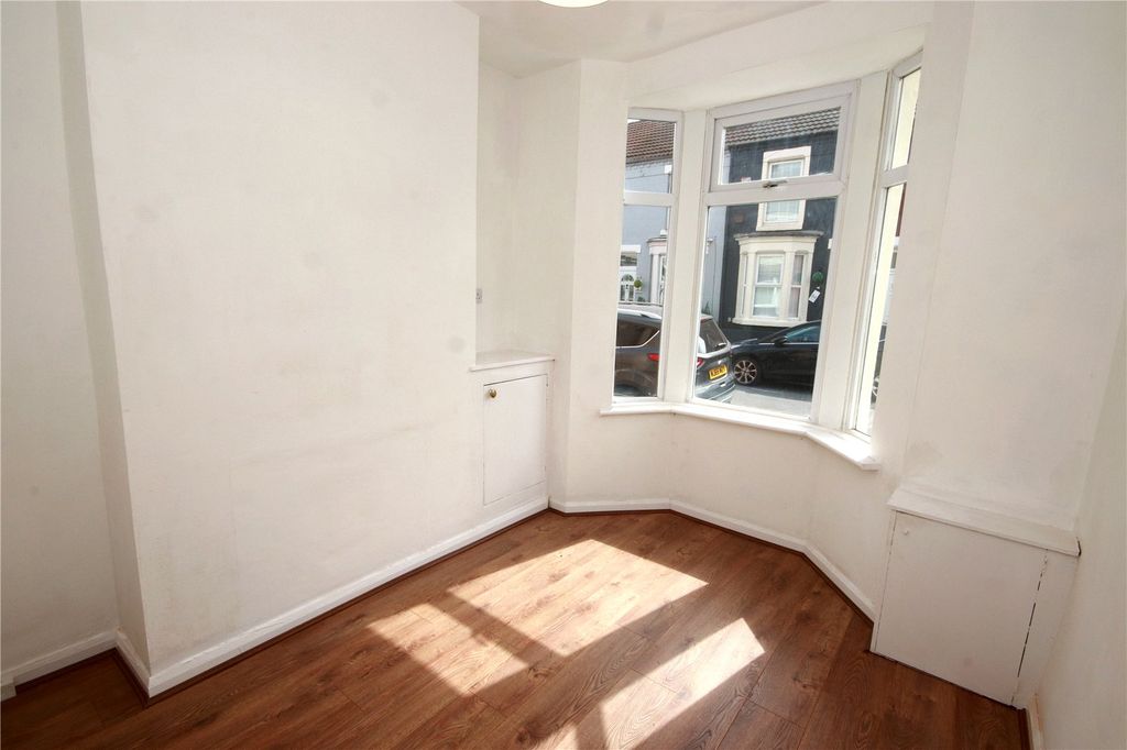 Property photo 3 of 12 Picture No. 03