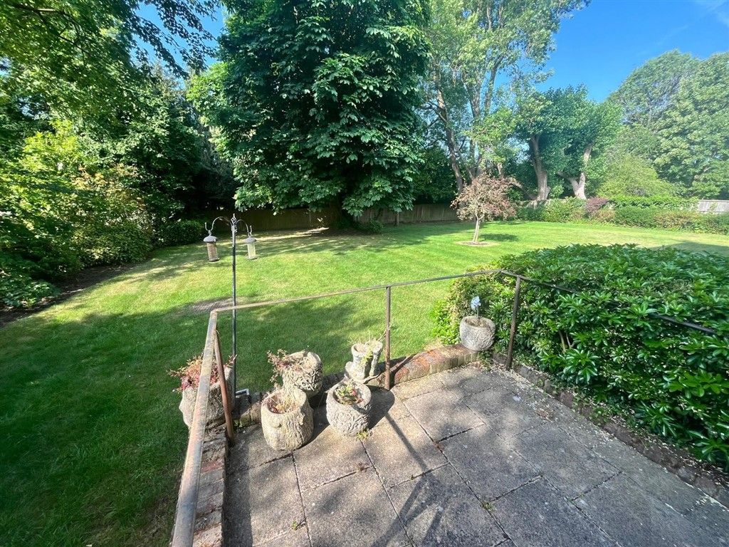 Property photo 2 of 5