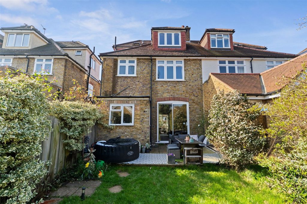 Property photo 2 of 12 Picture No. 19