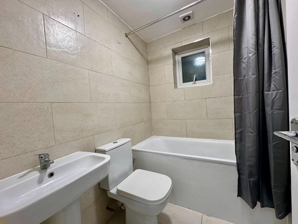 Property photo 2 of 9 Img_2352.Jpg