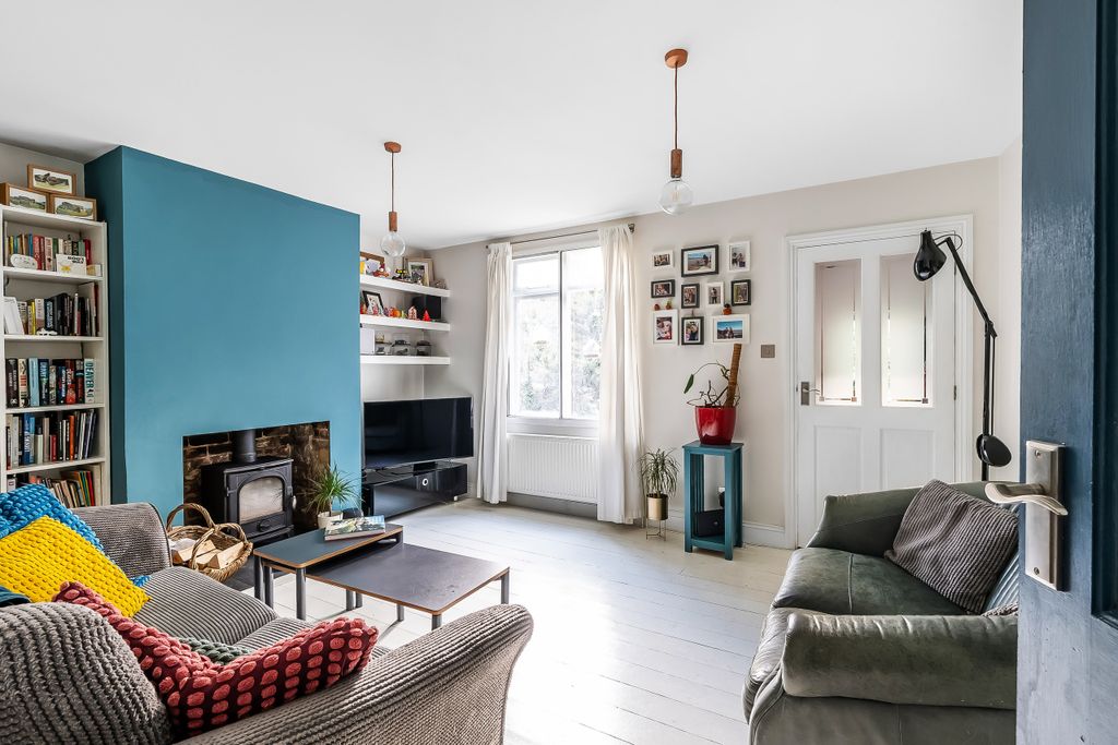 Property photo 2 of 25 Photo 5