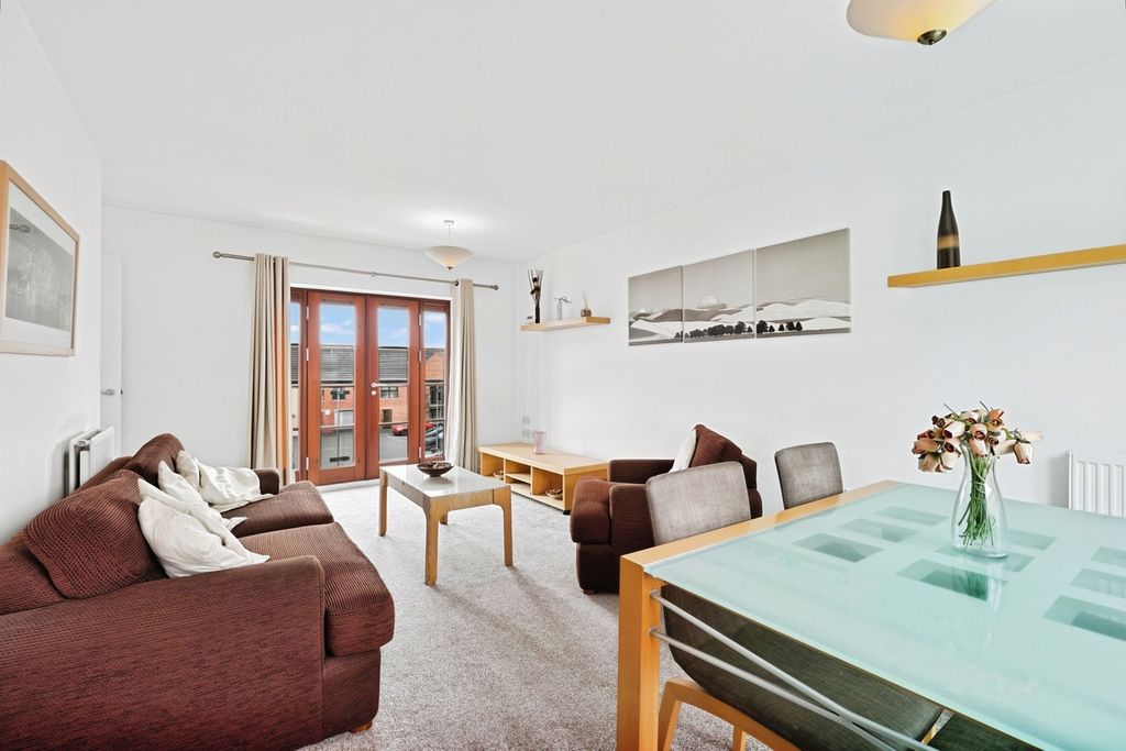Property photo 2 of 13 Pbox-Img.Jpg