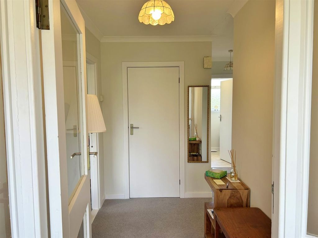 Property photo 3 of 35 Hallway