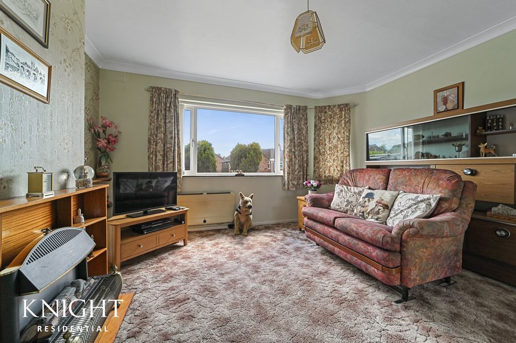 Property photo 3 of 19
