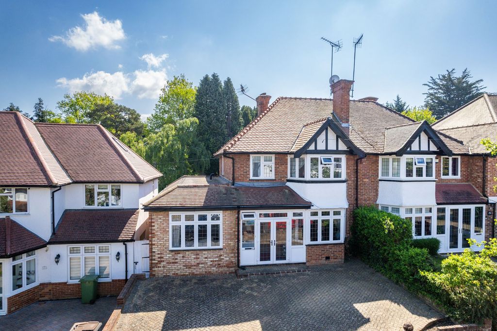 Property photo 1 of 17