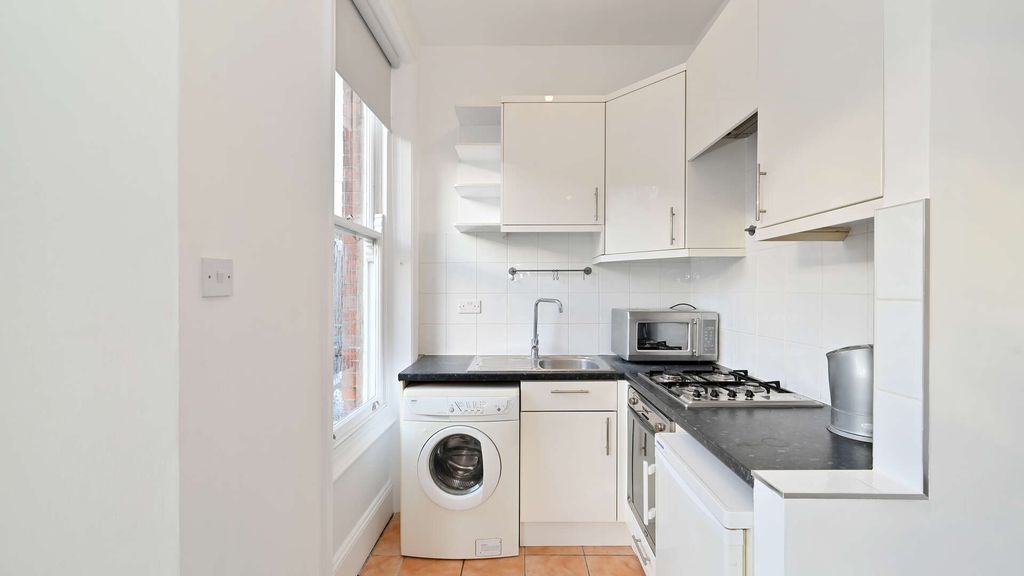 Property photo 3 of 7