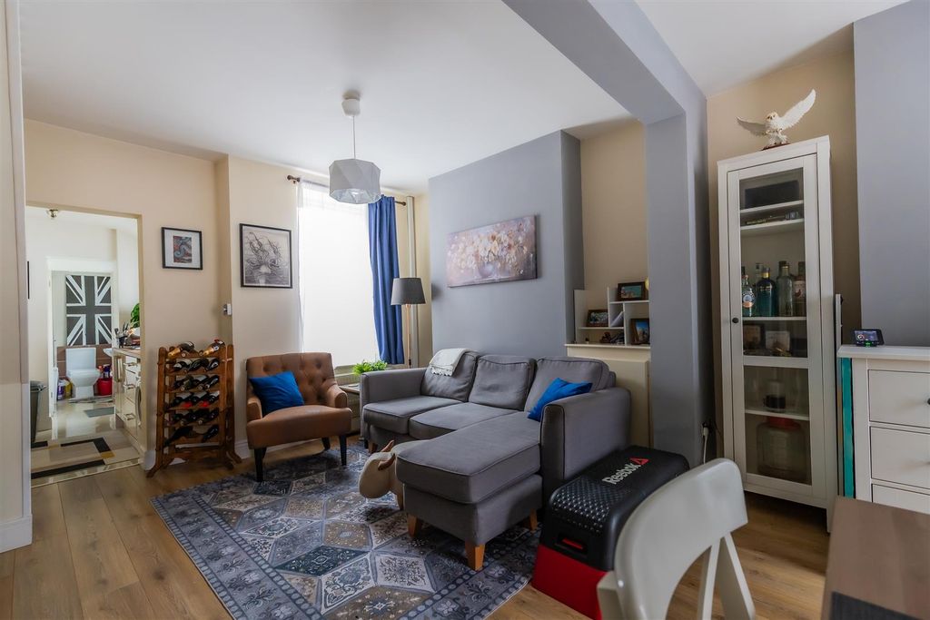 Property photo 2 of 16 64 (5 Of 17).Jpg
