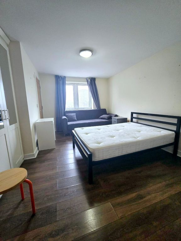 Property photo 2 of 2