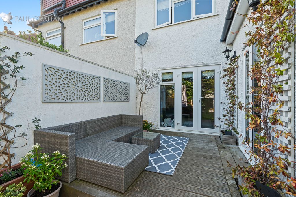 Property photo 3 of 29 Dsc08277