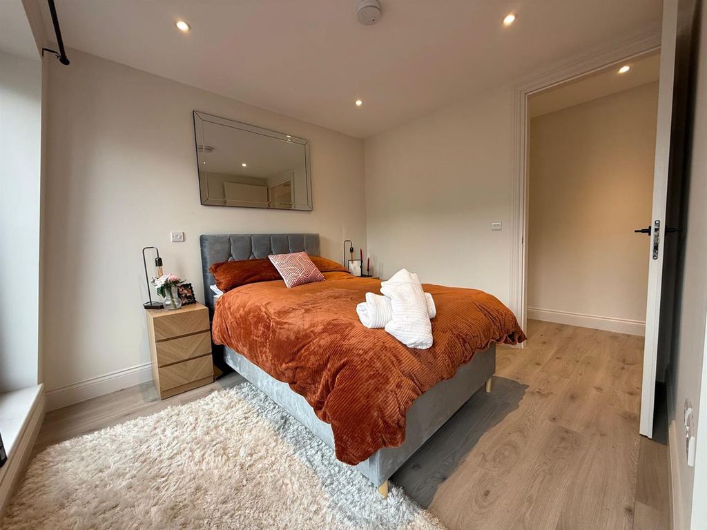 Property photo 2 of 9 1.Jpg