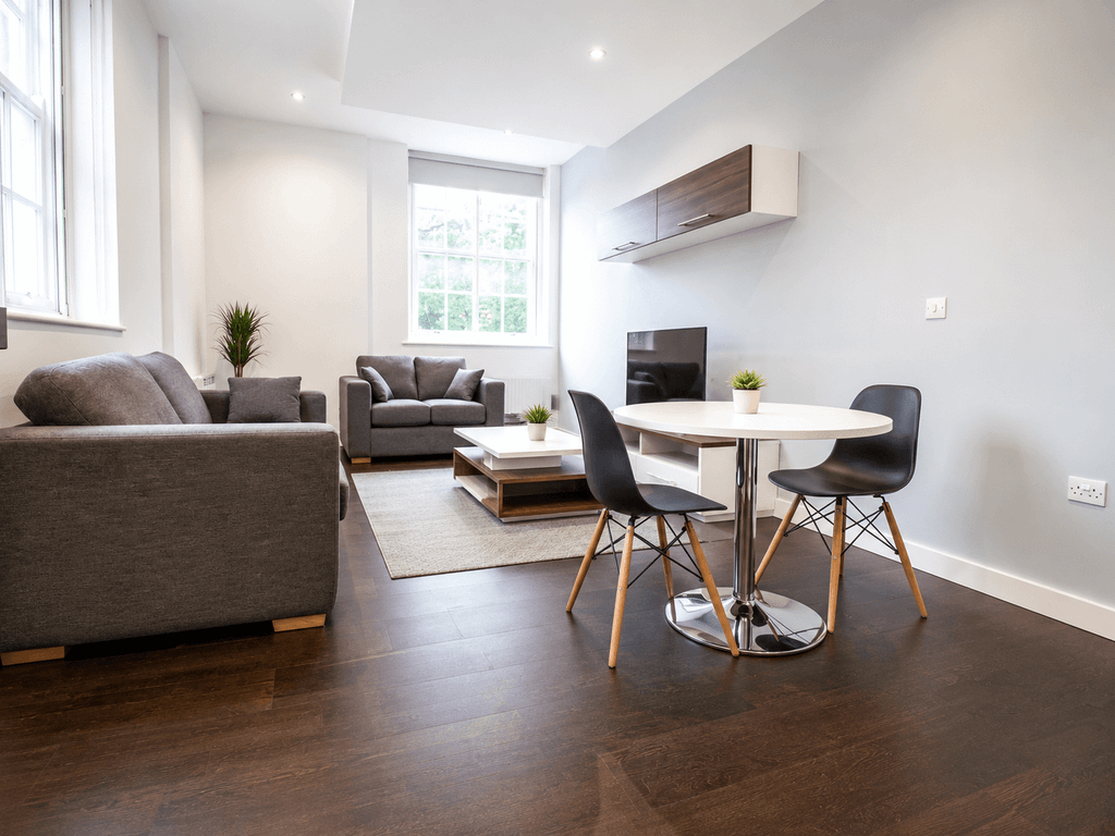 Property photo 1 of 4 2 Bed Flat To Rent Park Road, Hanwell, London W7 1En