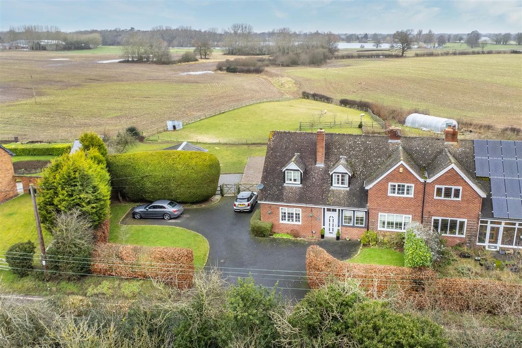 Property photo 1 of 32 Aerial 01.Jpg