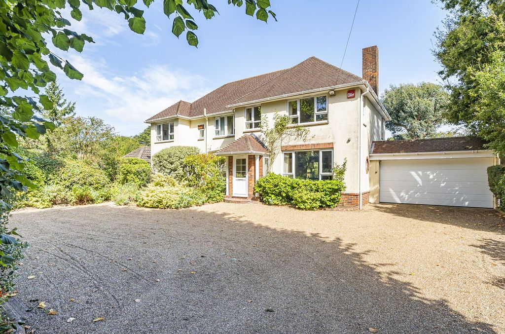 Property photo 1 of 31
