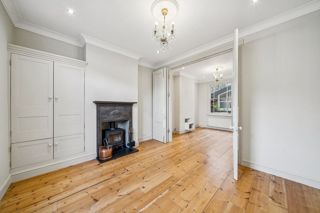 Property photo 3 of 15 Picture No. 17