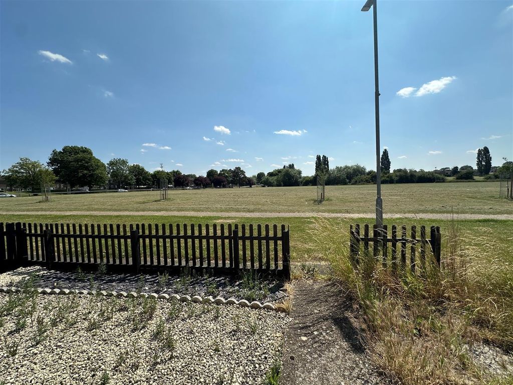 Property photo 2 of 17 2.Jpg