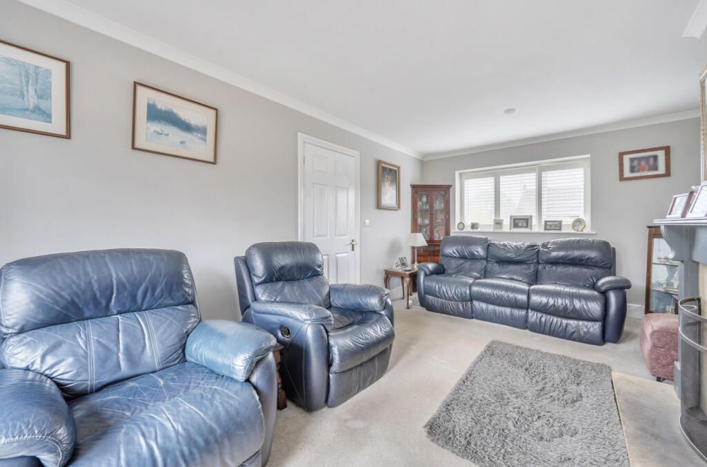 Property photo 2 of 17 Photo 1
