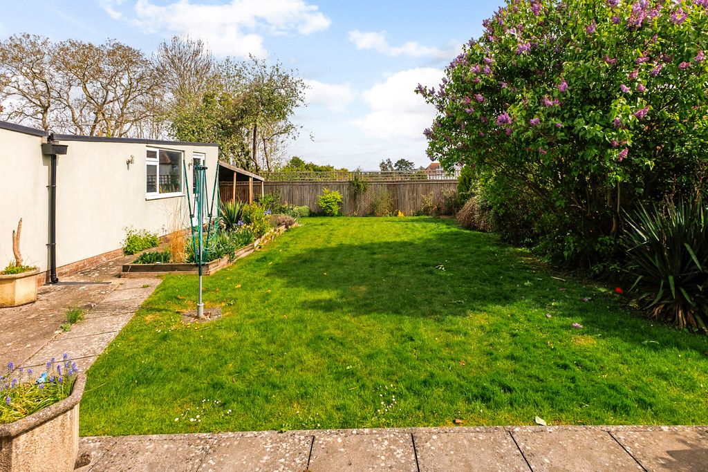 Property photo 3 of 23