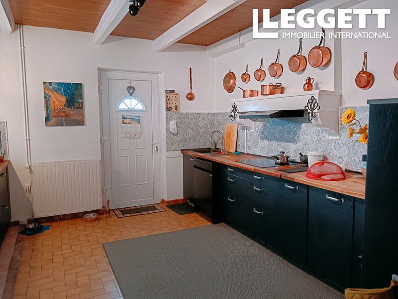 Property photo 2 of 10