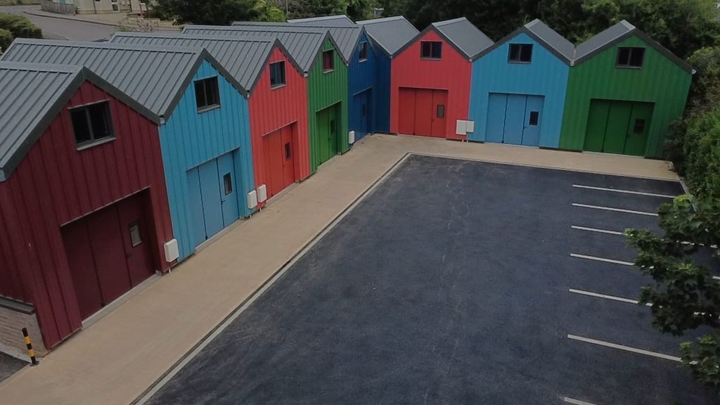 Property photo 1 of 6