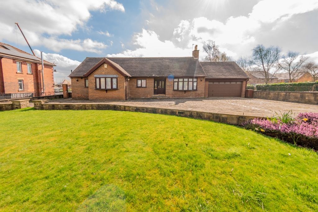 Property photo 3 of 35