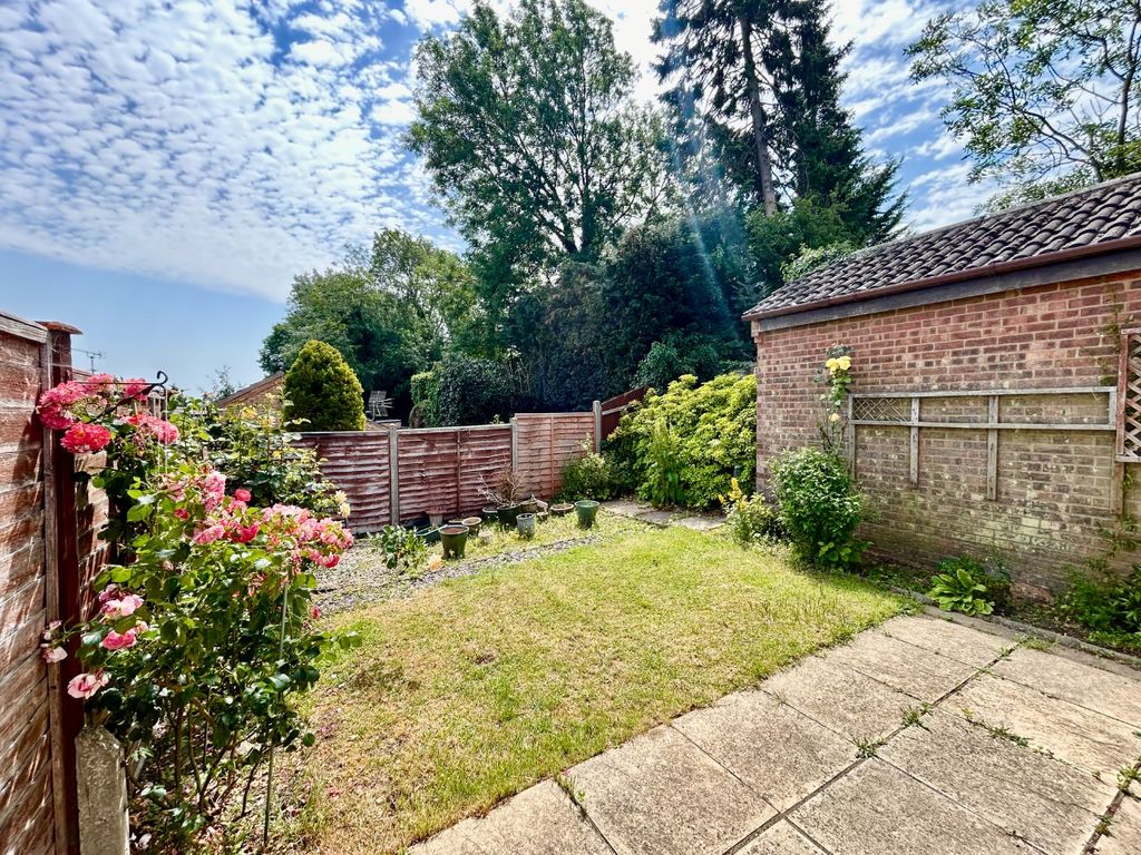 Property photo 3 of 20 4772616