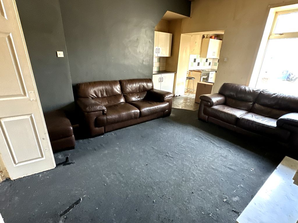 Property photo 3 of 13 Photo 3