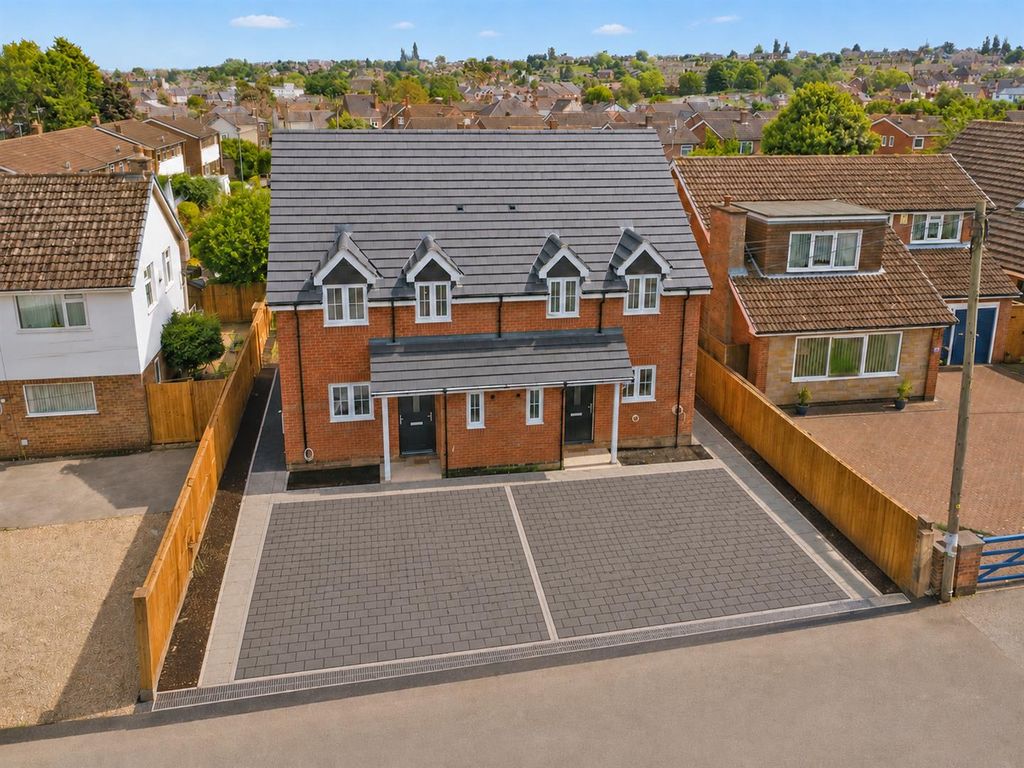 Property photo 1 of 13 1
