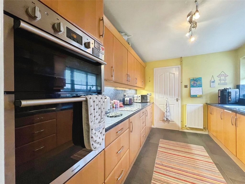 Property photo 2 of 18 Picture No. 19