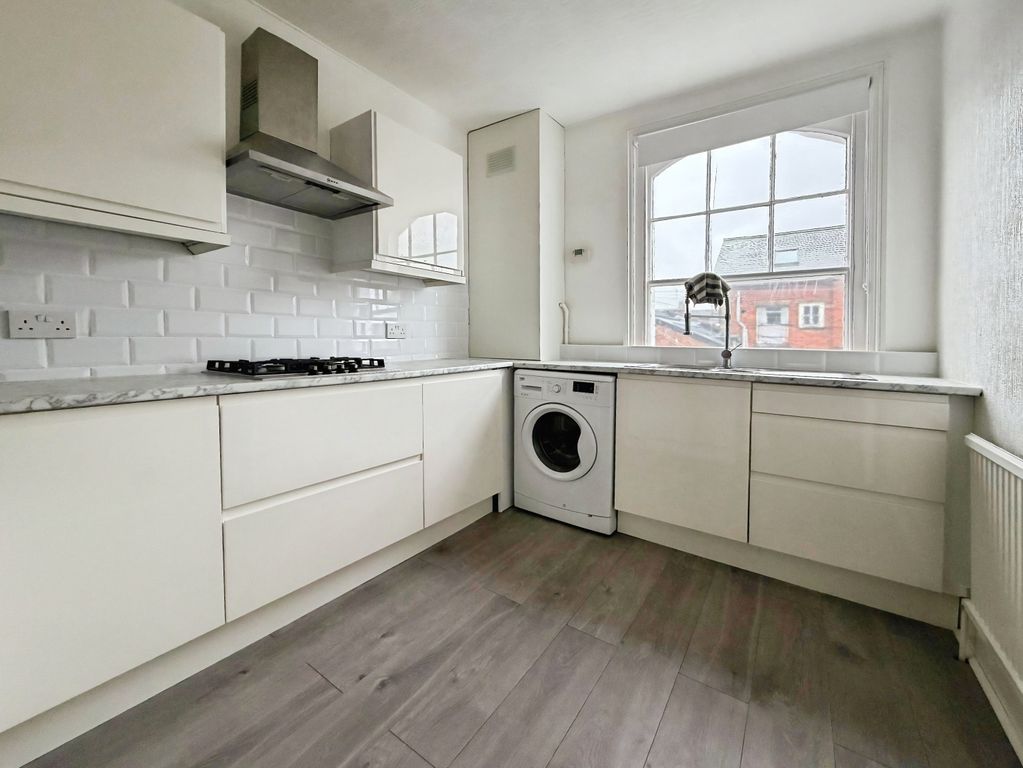 Property photo 2 of 8 Image