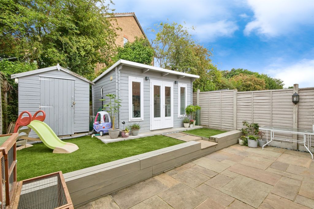 Property photo 3 of 17