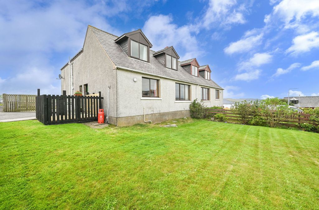 Property photo 3 of 48