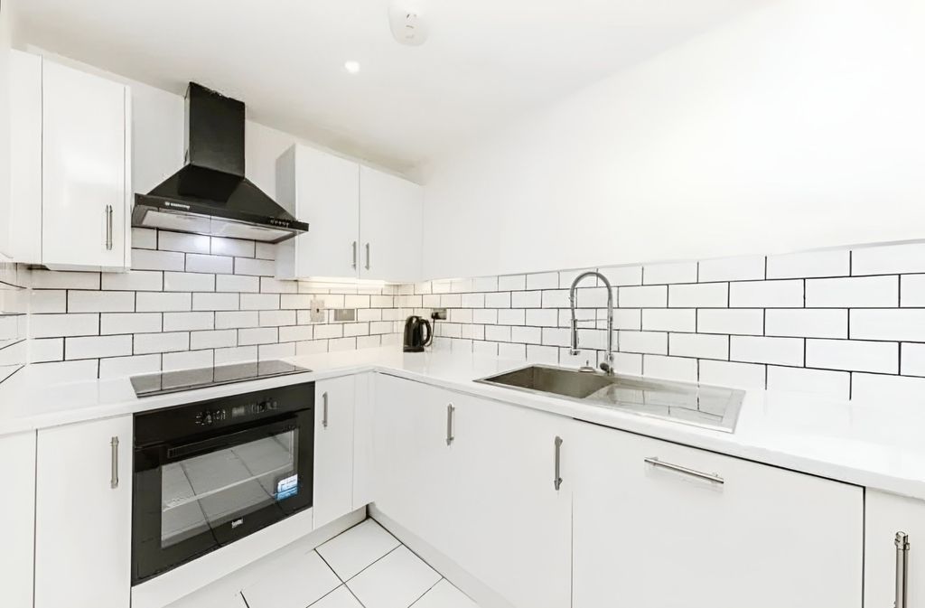 Property photo 2 of 8 Picture No. 08
