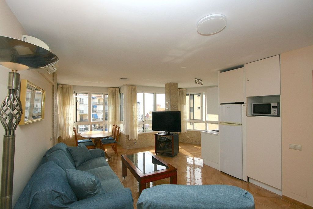 Property photo 2 of 22