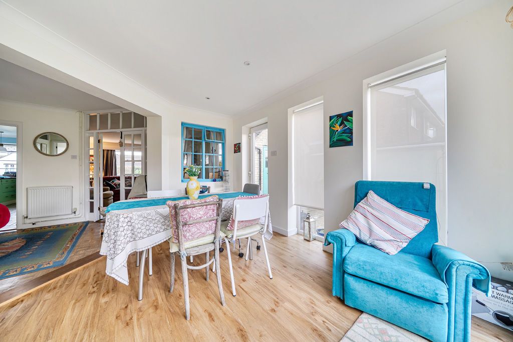 Property photo 3 of 18 Photo 2