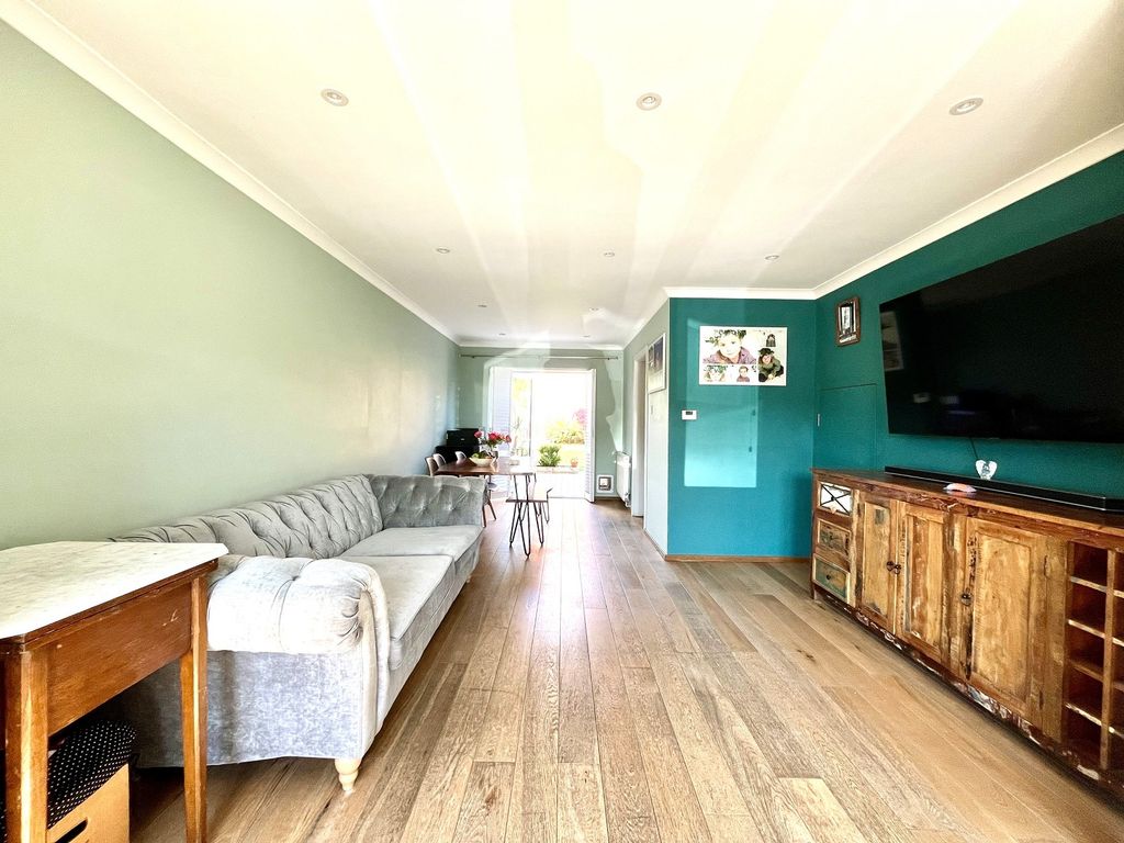 Property photo 2 of 12 Not Specified