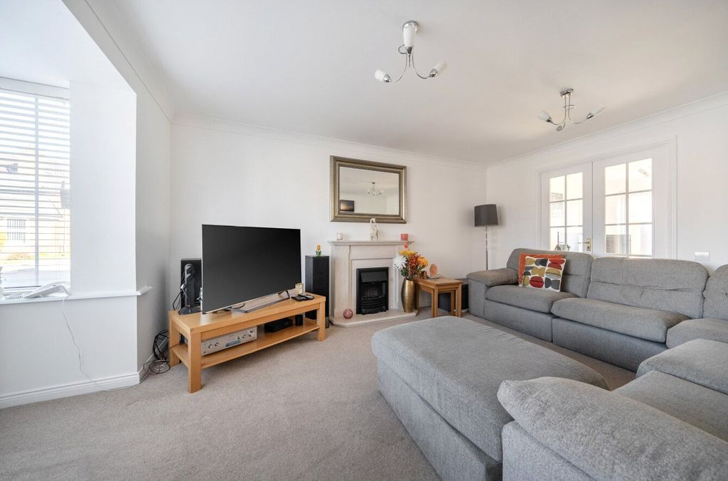 Property photo 2 of 16 Picture No. 04