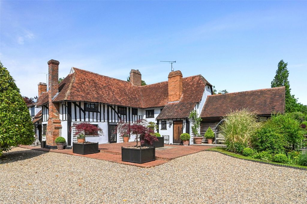 Property photo 1 of 53 Picture No. 01