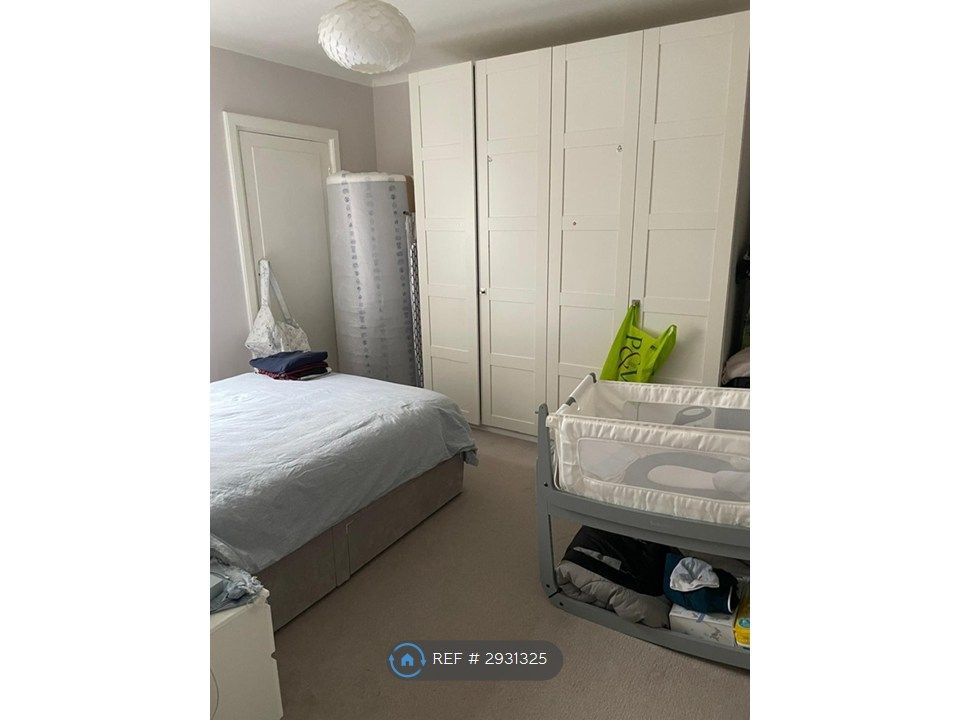 Property photo 3 of 5 Double Bedroom