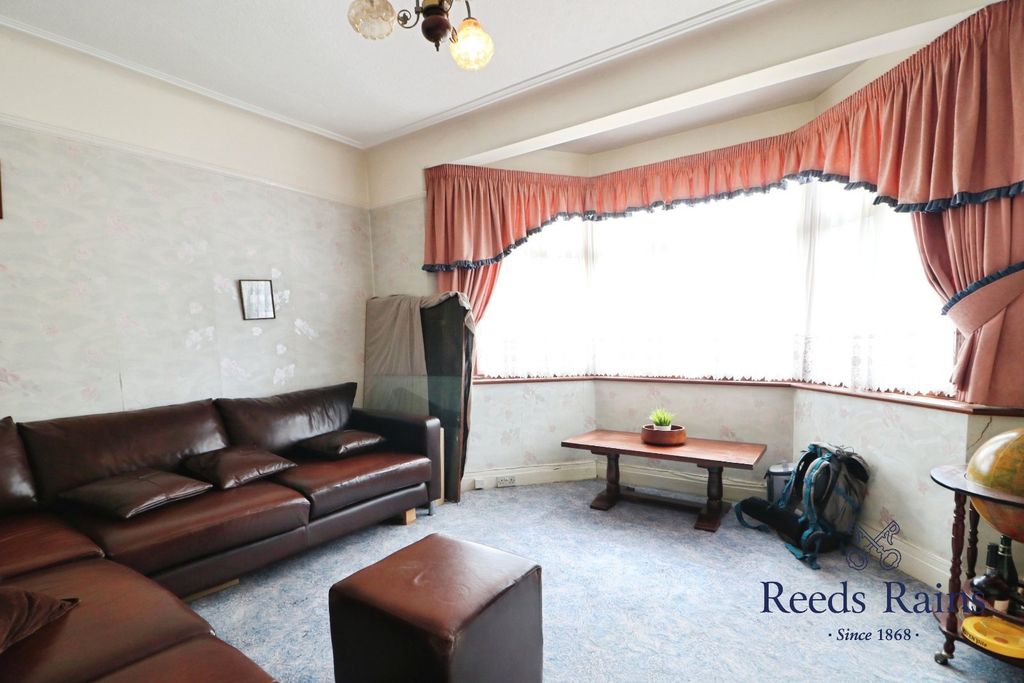 Property photo 2 of 15 Picture No. 04